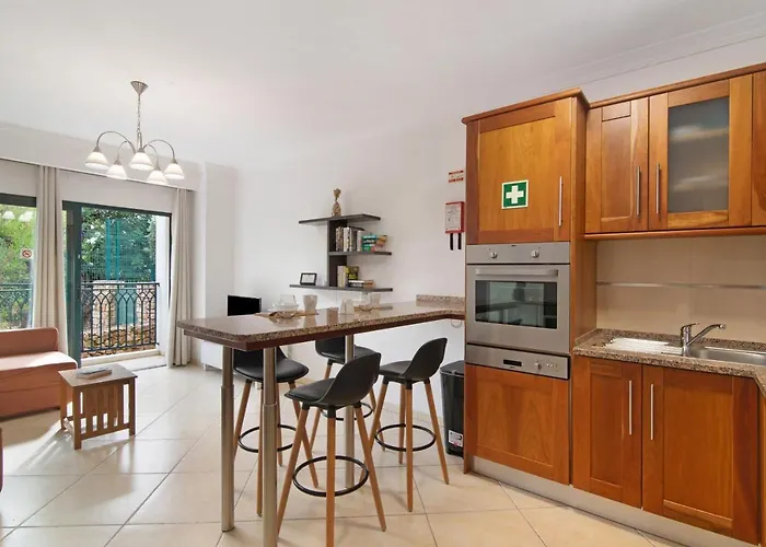 Colina Do Atlantico 203