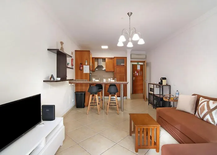 Colina Do Atlantico 203