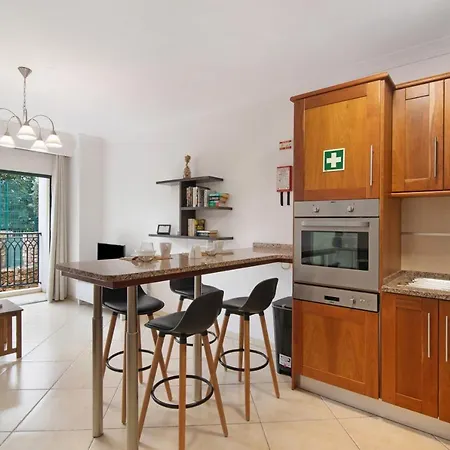 Colina Do Atlantico 203